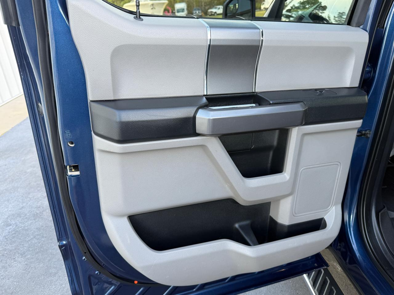 Ford F-150 SuperCrew 4WD 2020