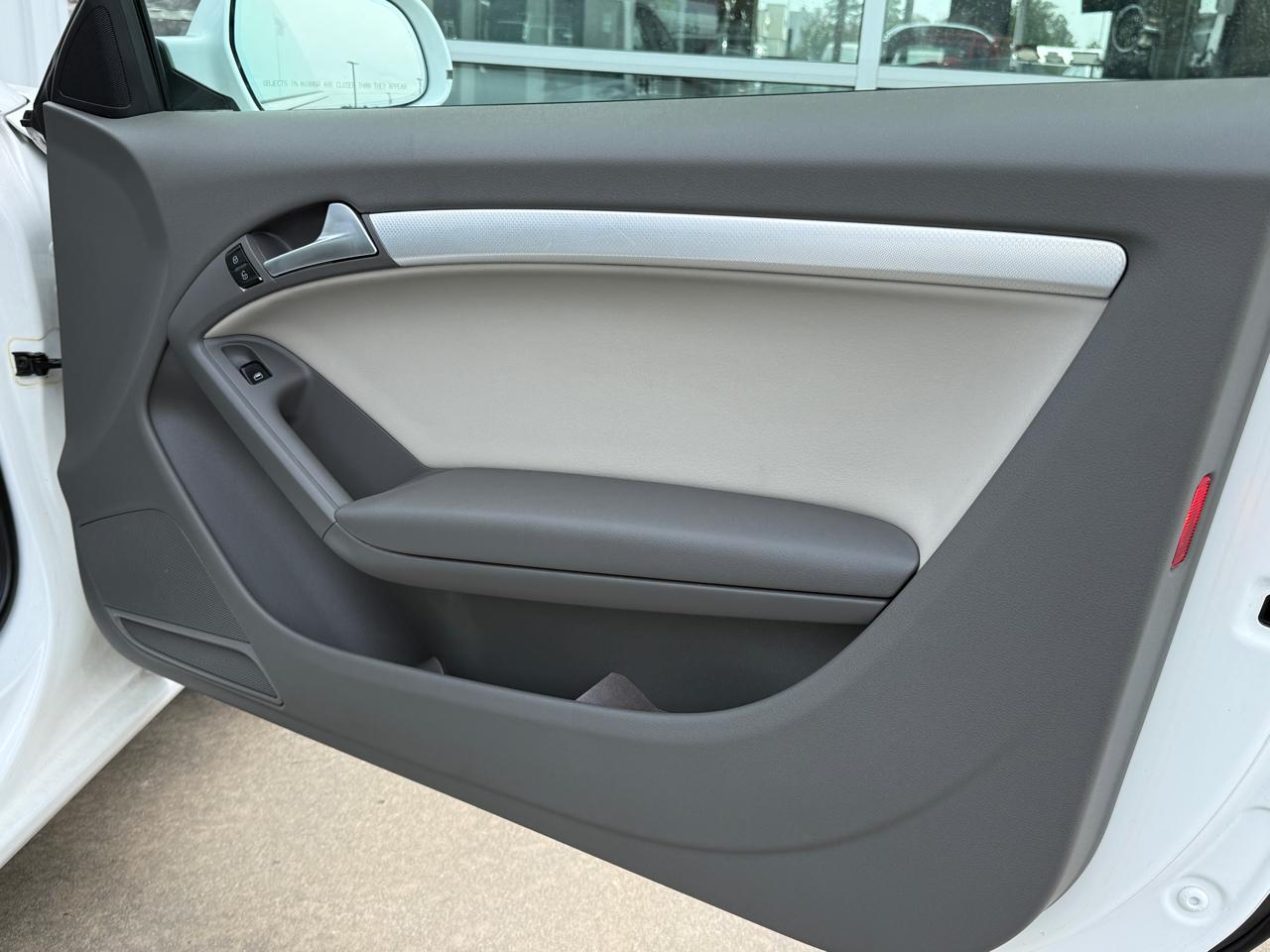 Audi A5 Coupe 2.0T quattro Tiptronic 2012