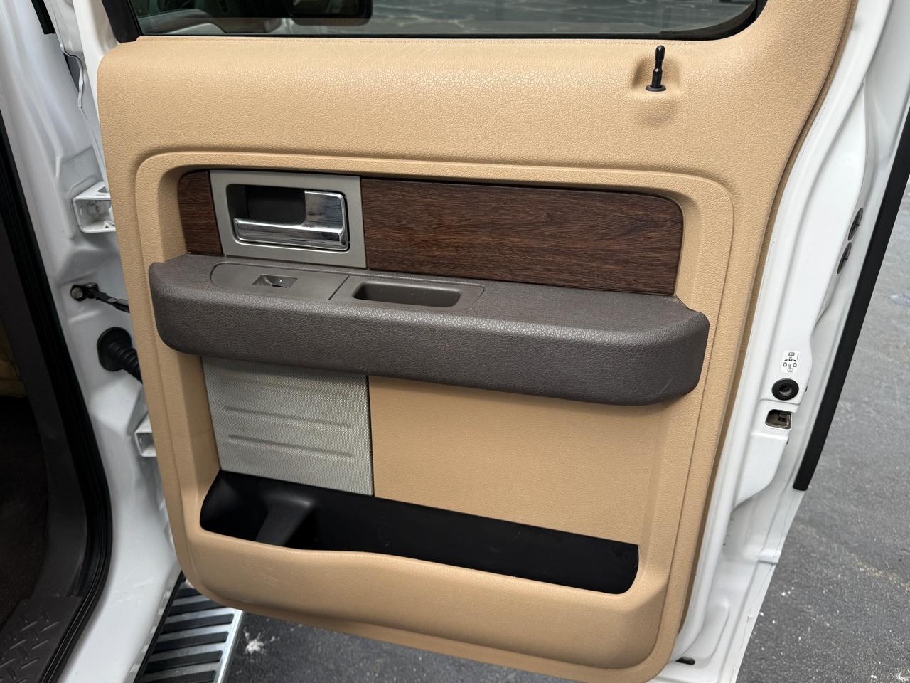 Ford F-150 Lariat SuperCrew 4WD 2014