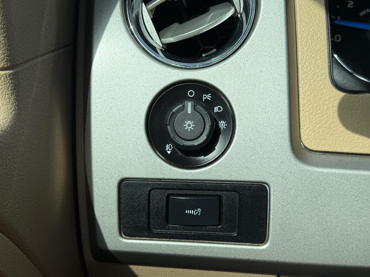 Ford F-150 Lariat SuperCrew 4WD 2014