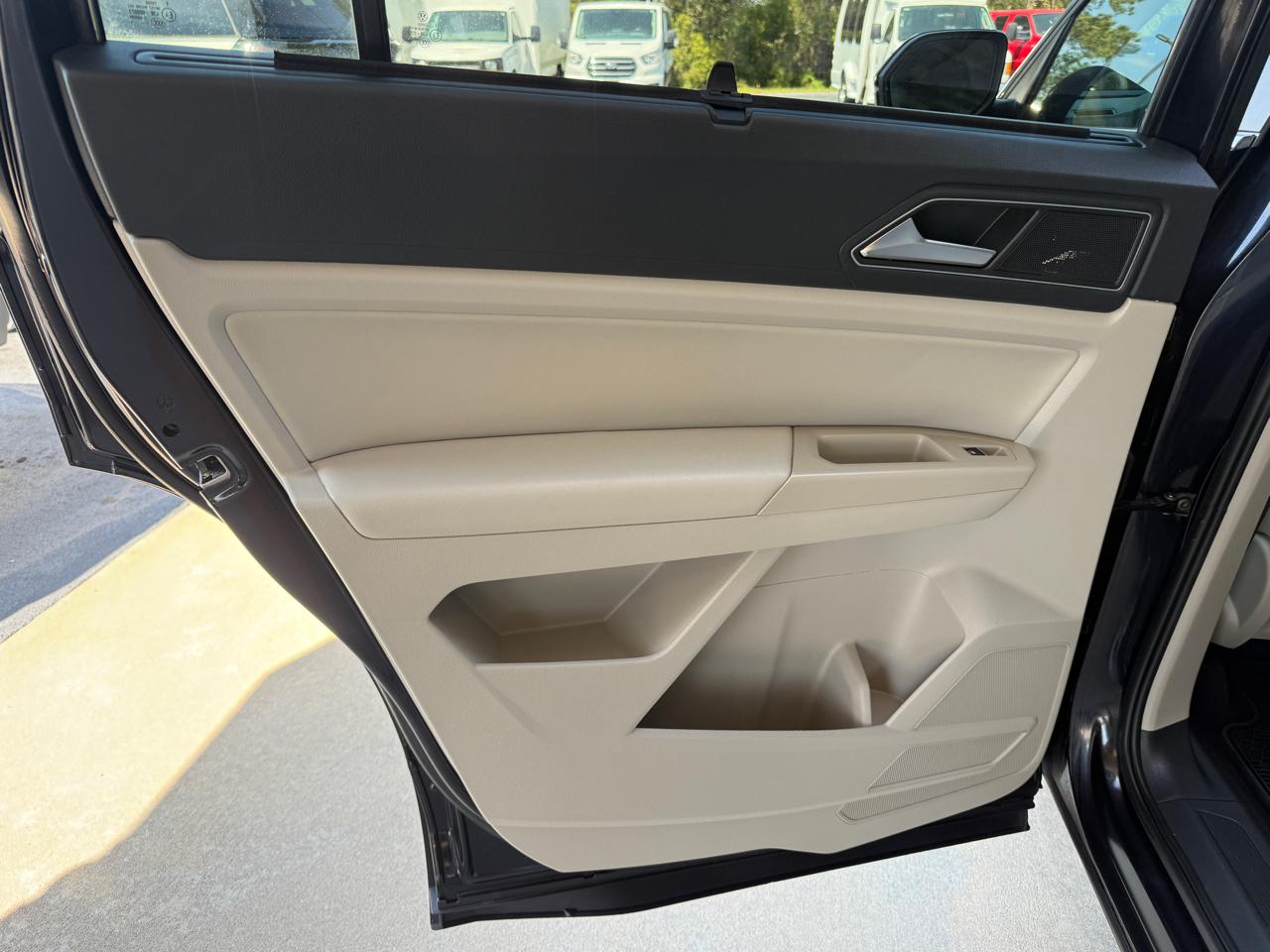 Volkswagen Atlas V6 SE w/Technology 2018