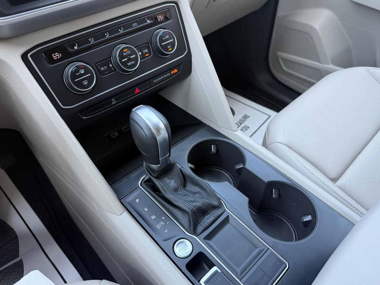 Volkswagen Atlas V6 SE w/Technology 2018