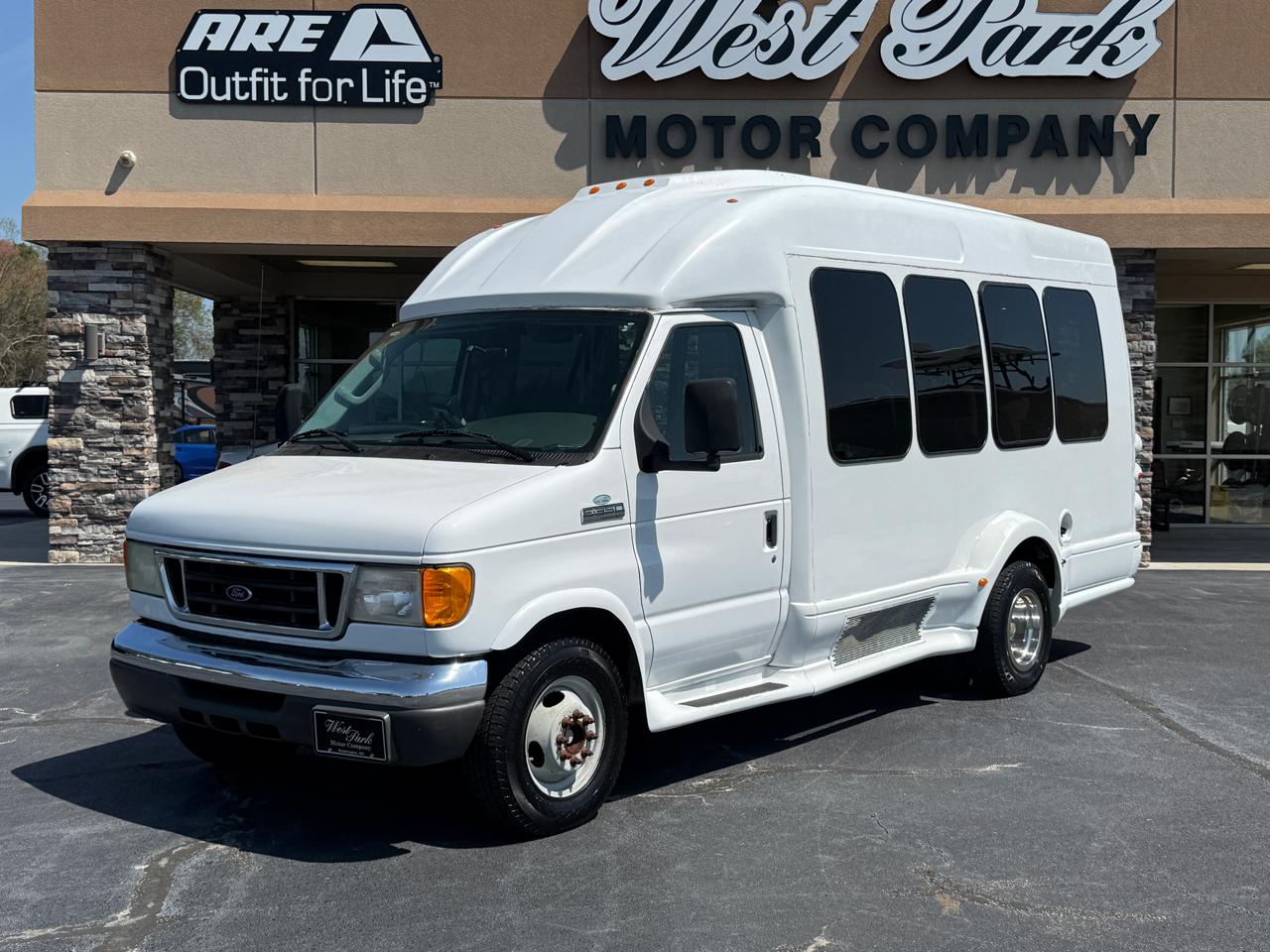 Ford Econoline E-350 Super Duty 2007