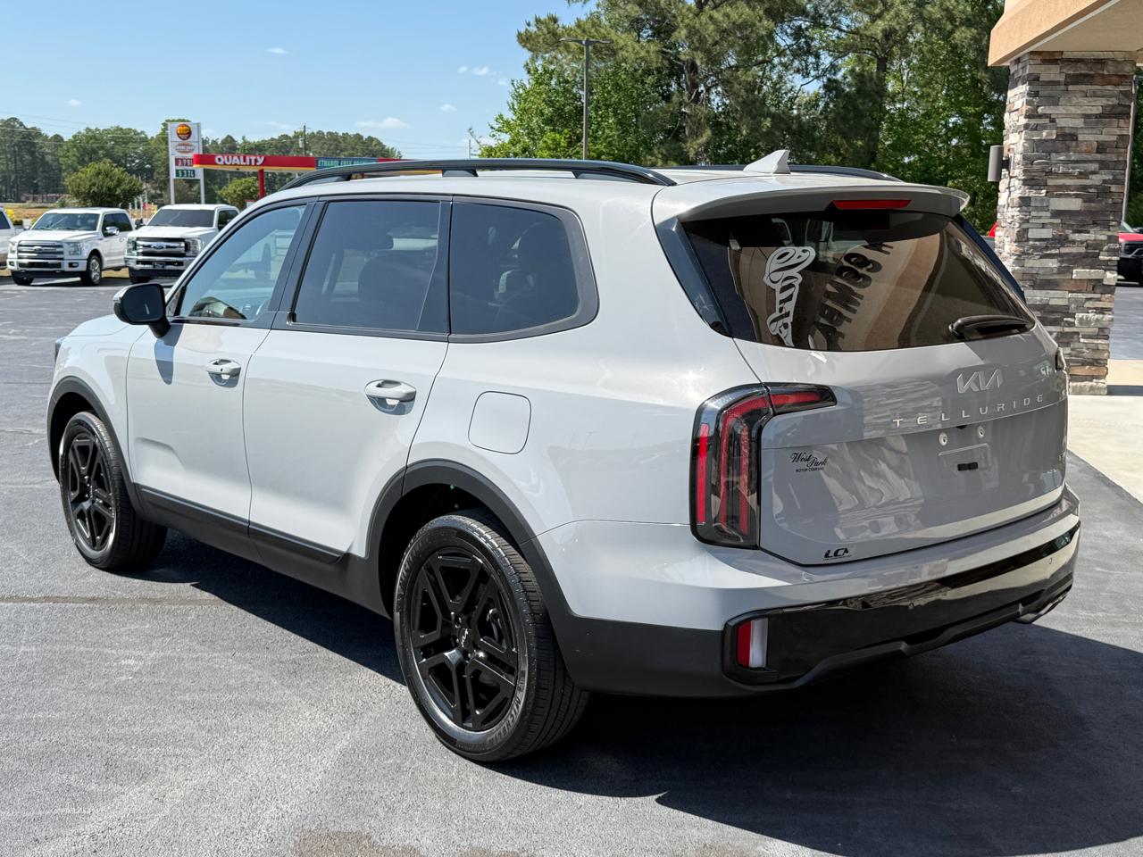 Kia Telluride EX X-Line AWD 2024