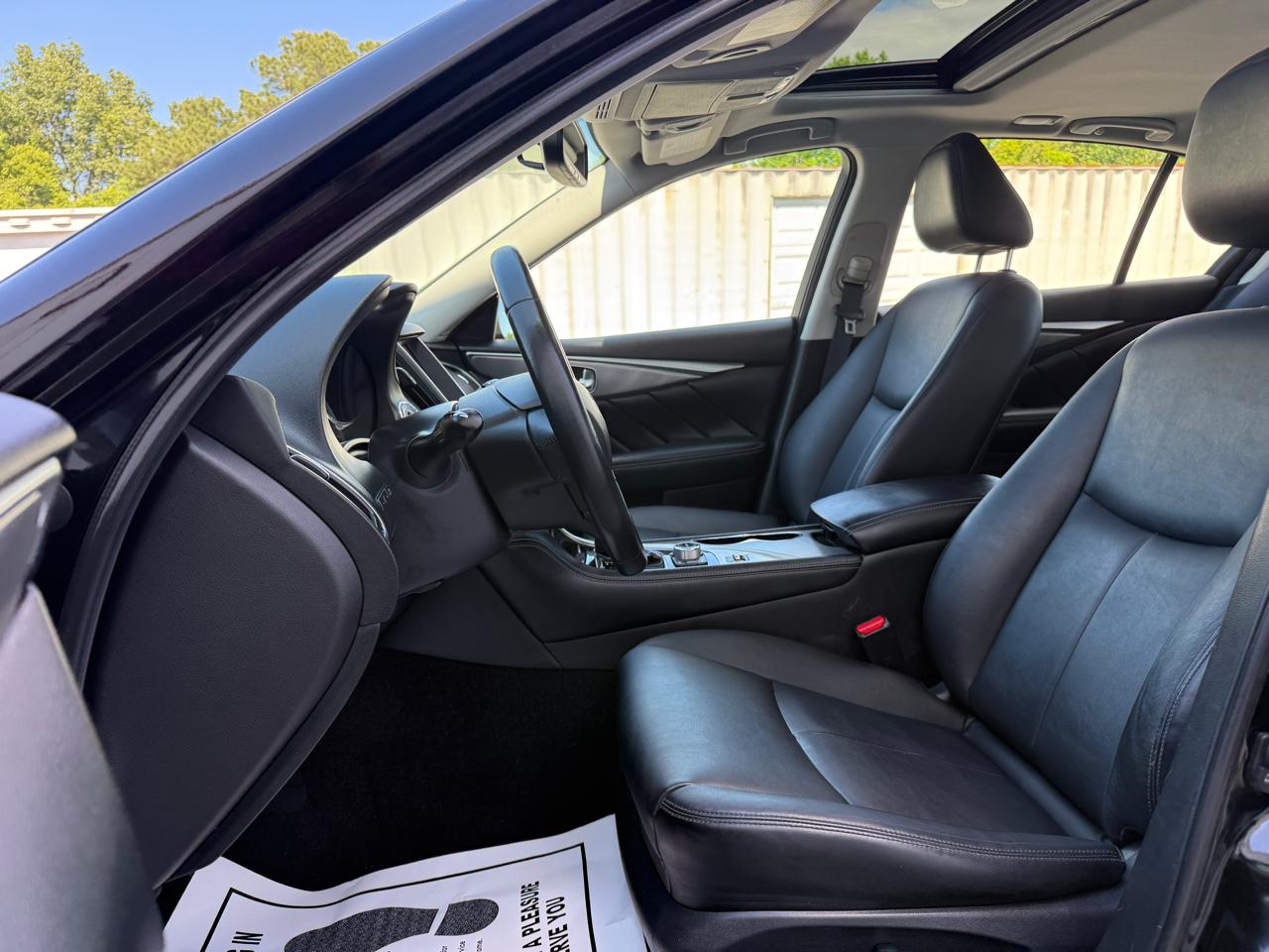 Infiniti Q50 Base AWD 2015