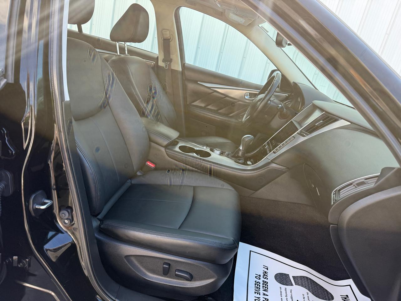 Infiniti Q50 Base AWD 2015