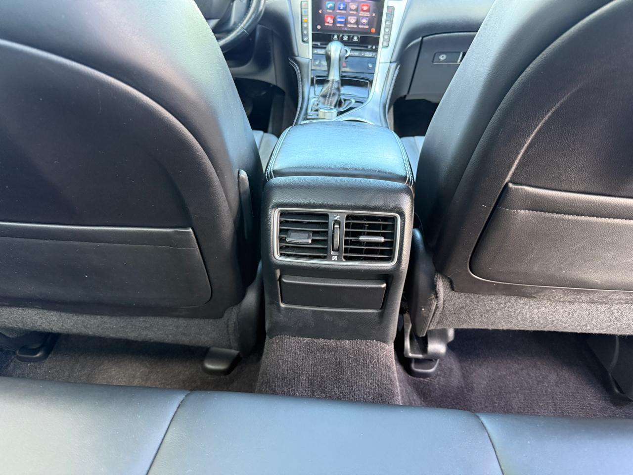 Infiniti Q50 Base AWD 2015