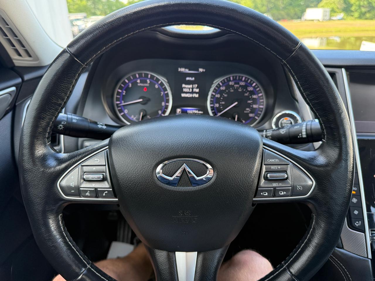 Infiniti Q50 Base AWD 2015