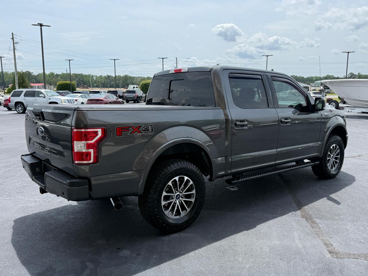 Ford F-150 XLT SuperCrew 4WD 2019
