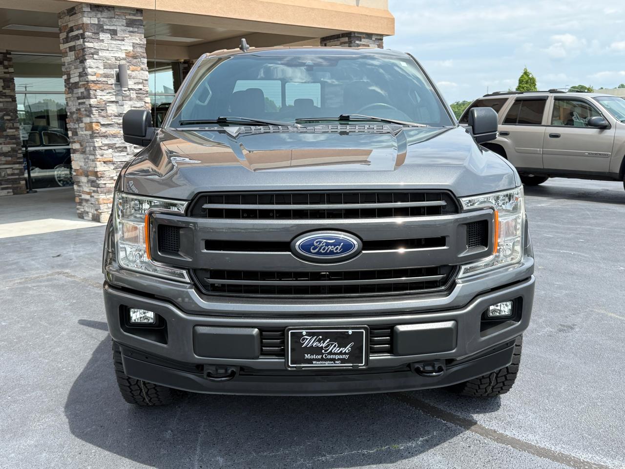Ford F-150 XLT SuperCrew 4WD 2019