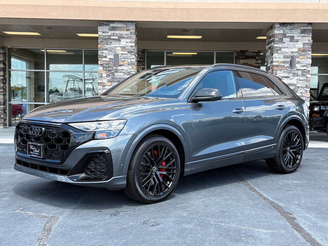 2025 Audi SQ8 Prestige TFSI quattro