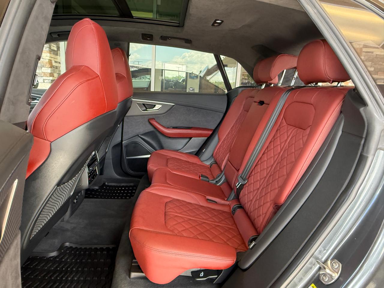 Audi SQ8 Prestige TFSI quattro 2025