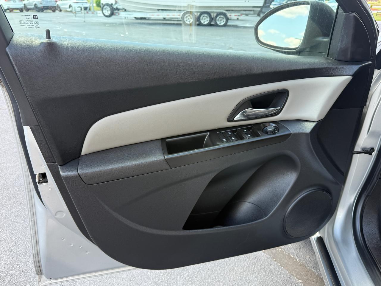 Chevrolet Cruze LS Auto 2014