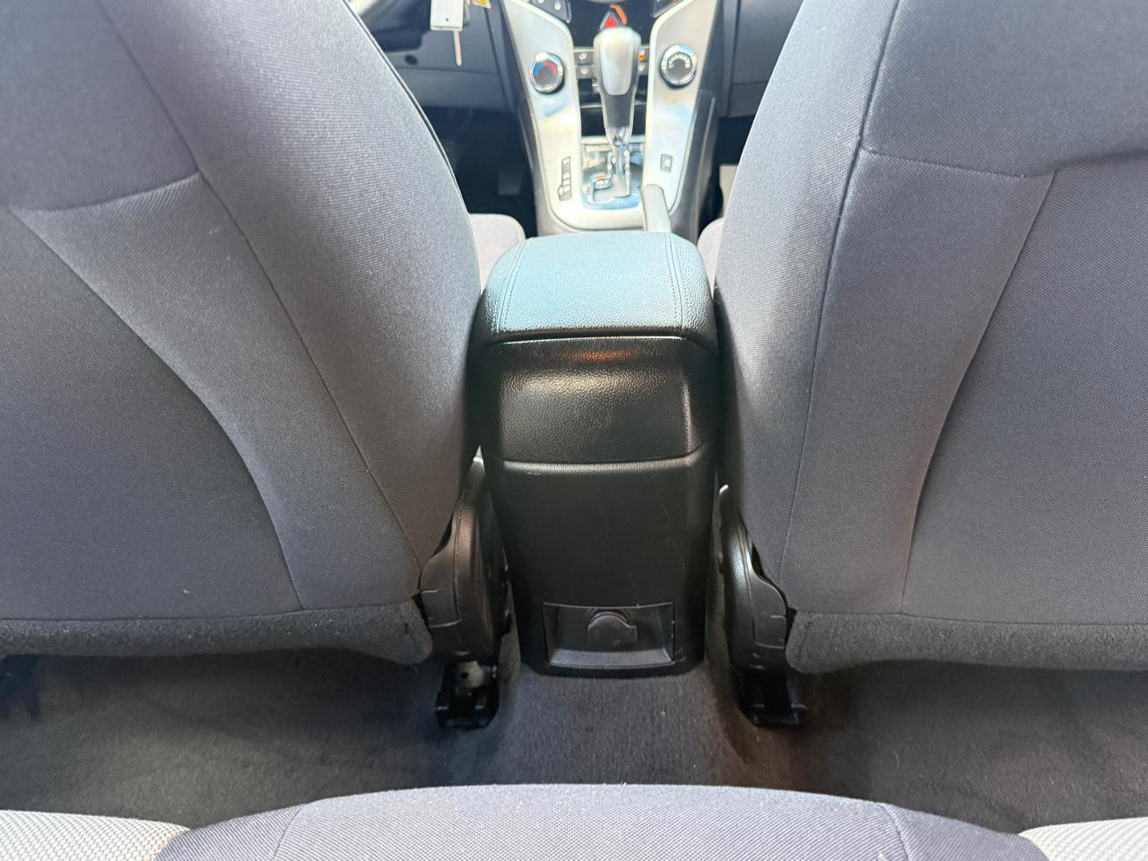 Chevrolet Cruze LS Auto 2014