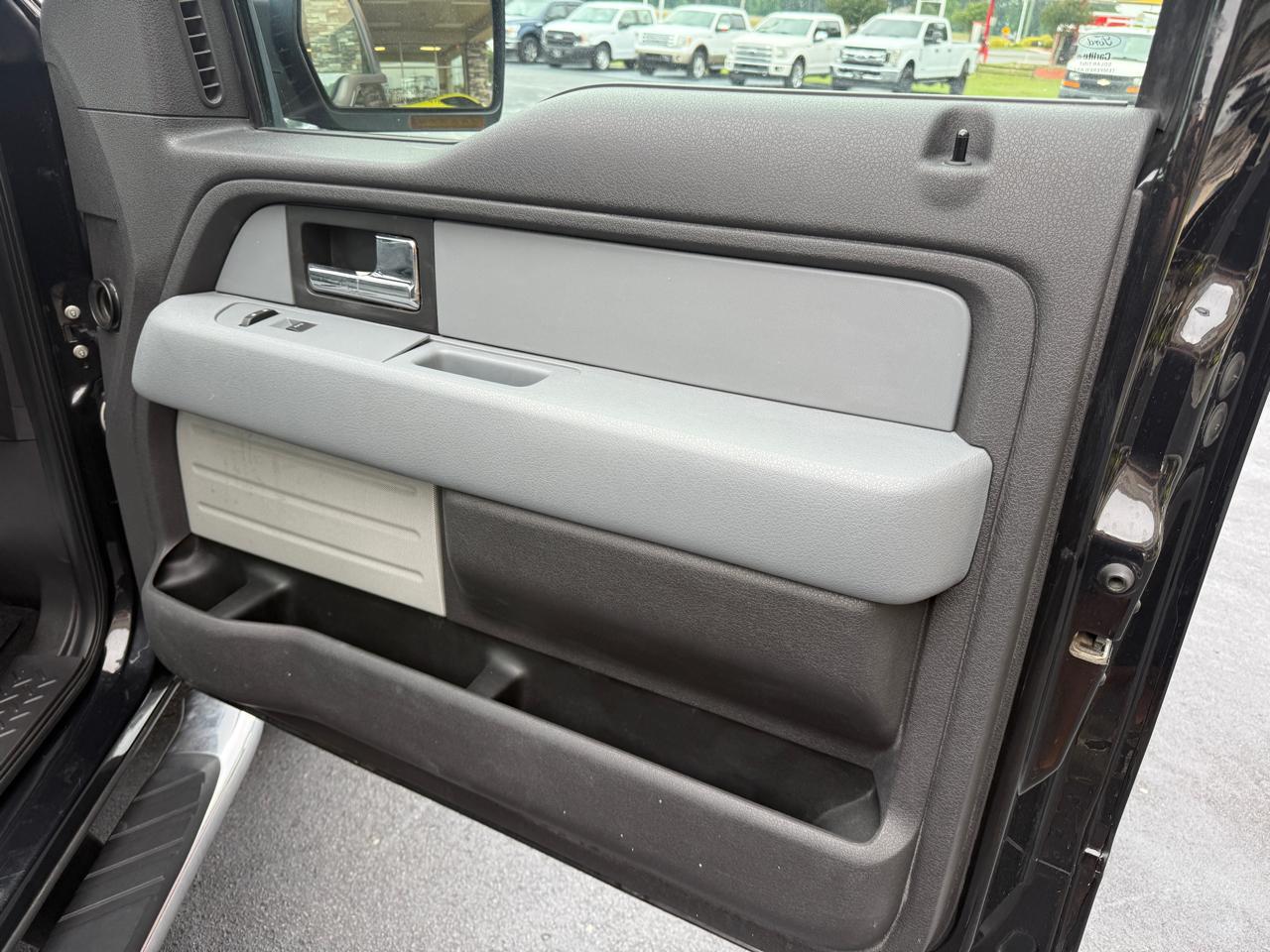 Ford F-150 XLT SuperCrew 4WD 2013