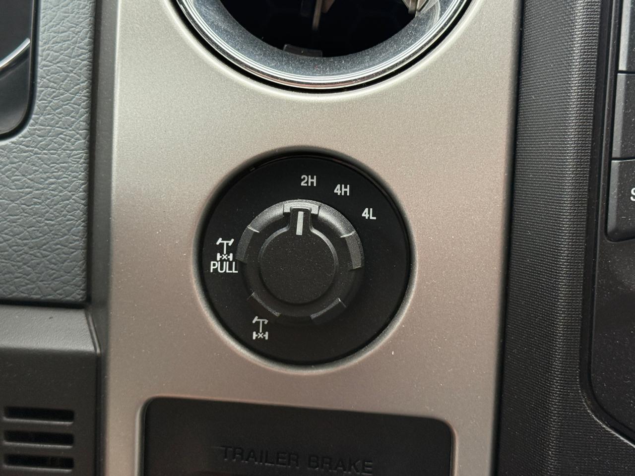 Ford F-150 XLT SuperCrew 4WD 2013
