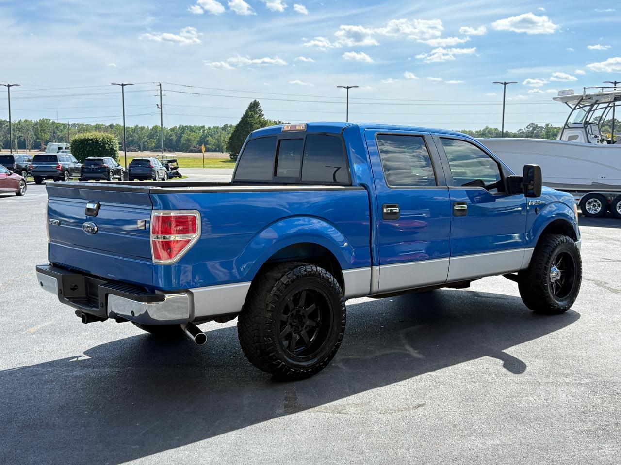 Ford F-150 XLT SuperCrew 2WD 2011