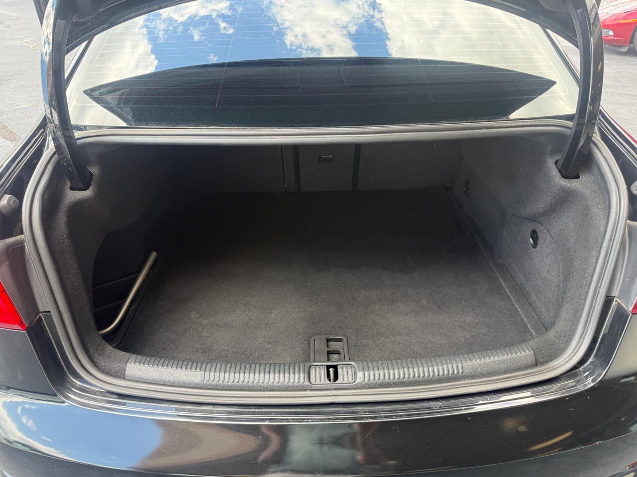 Audi S3 2.0T Premium Plus quattro 2015