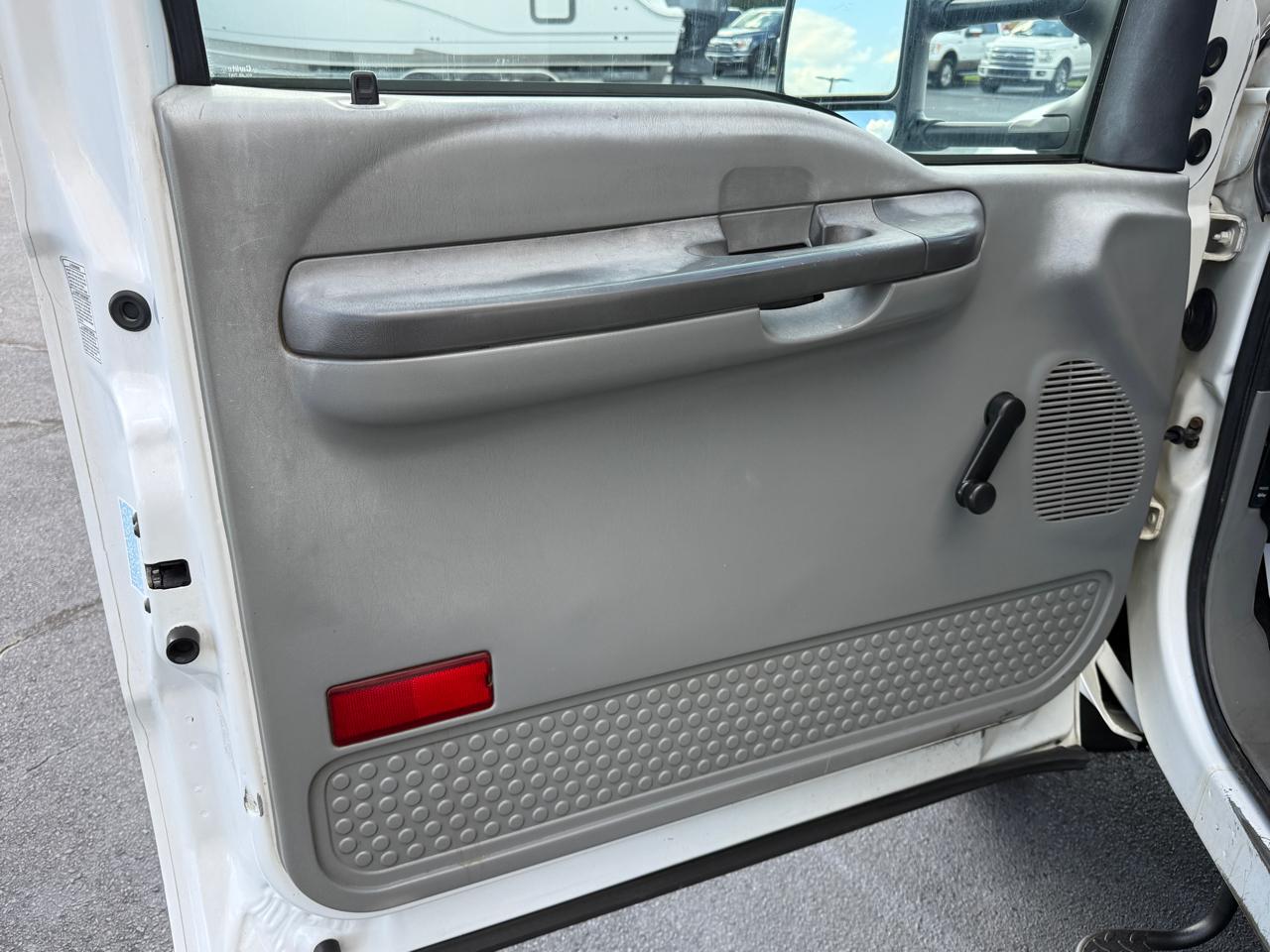 Ford F-450 SD Regular Cab 4WD DRW 2004