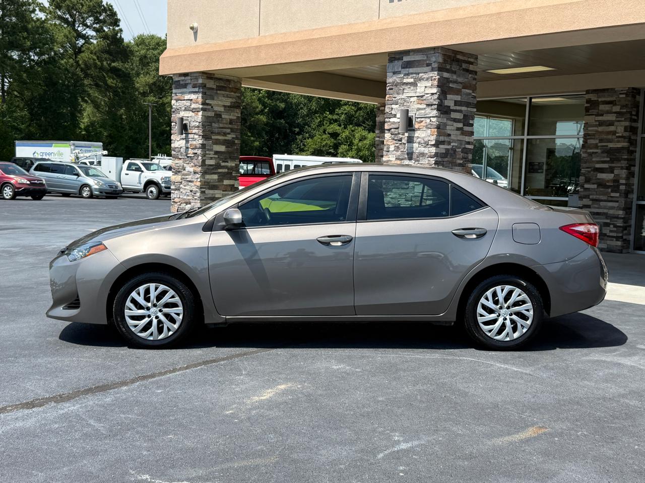 Toyota Corolla LE 2019