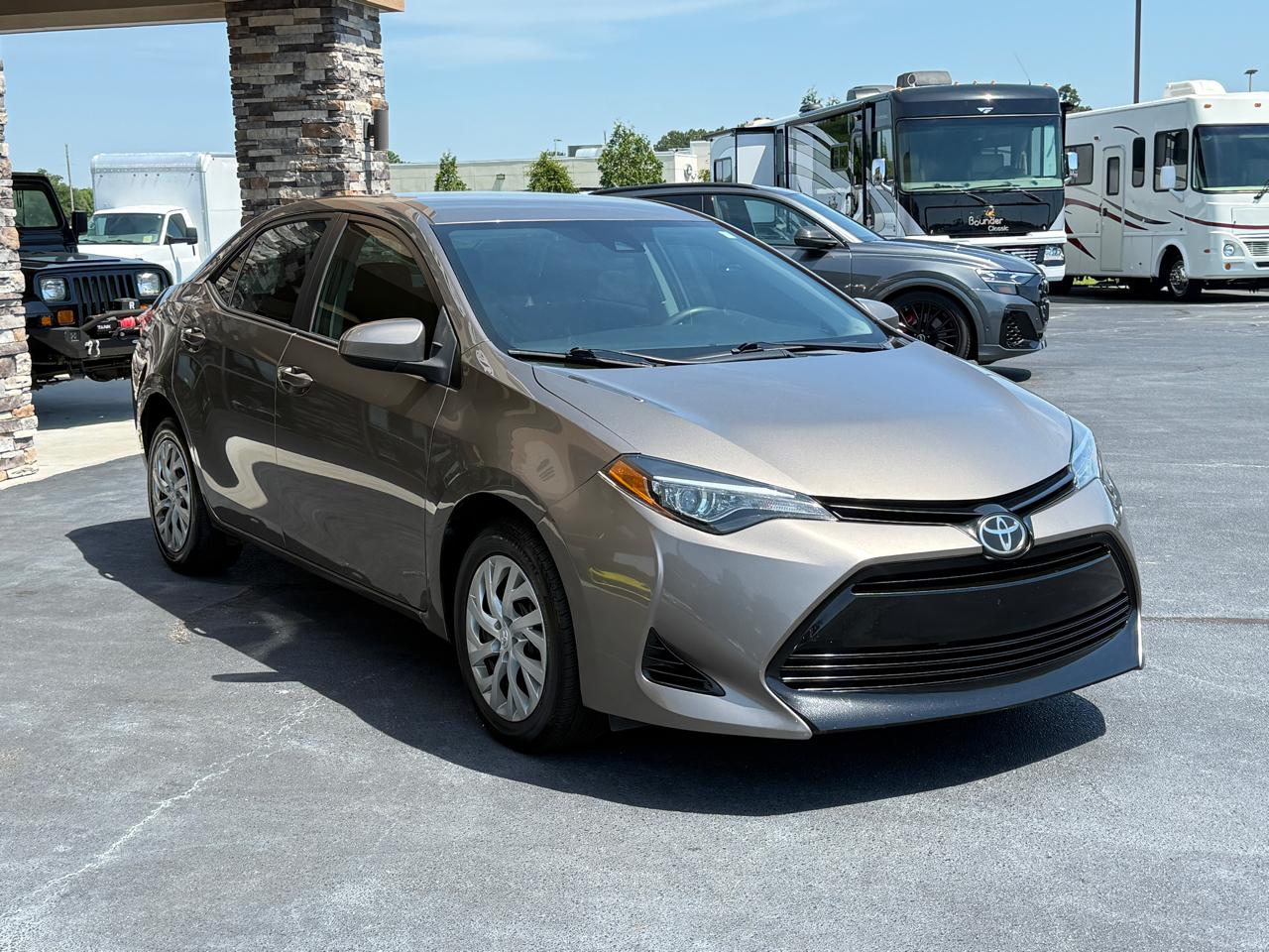 Toyota Corolla LE 2019