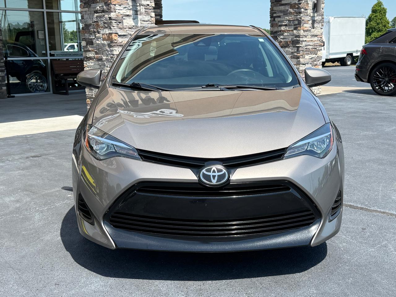 Toyota Corolla LE 2019