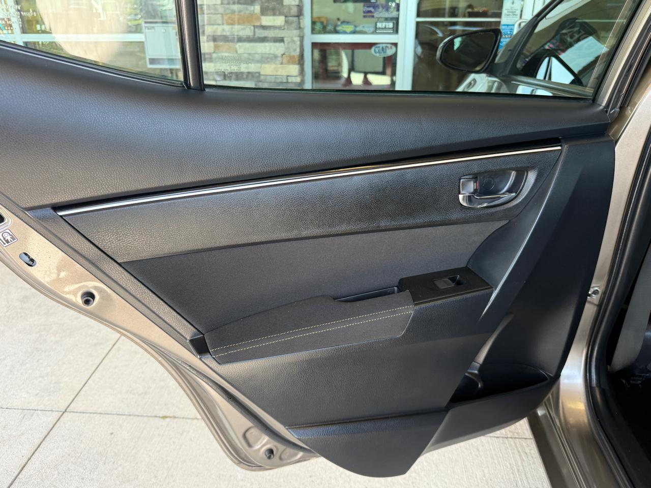 Toyota Corolla LE 2019