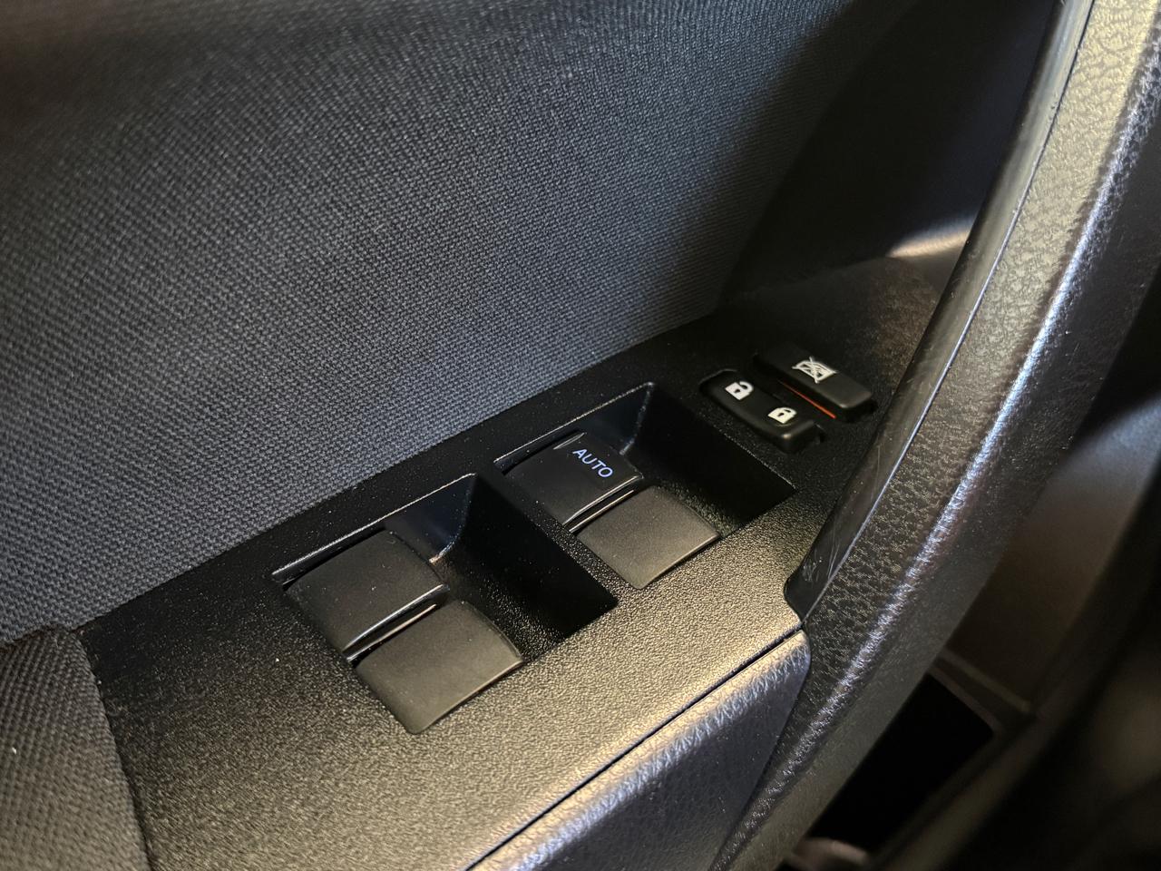 Toyota Corolla LE 2019