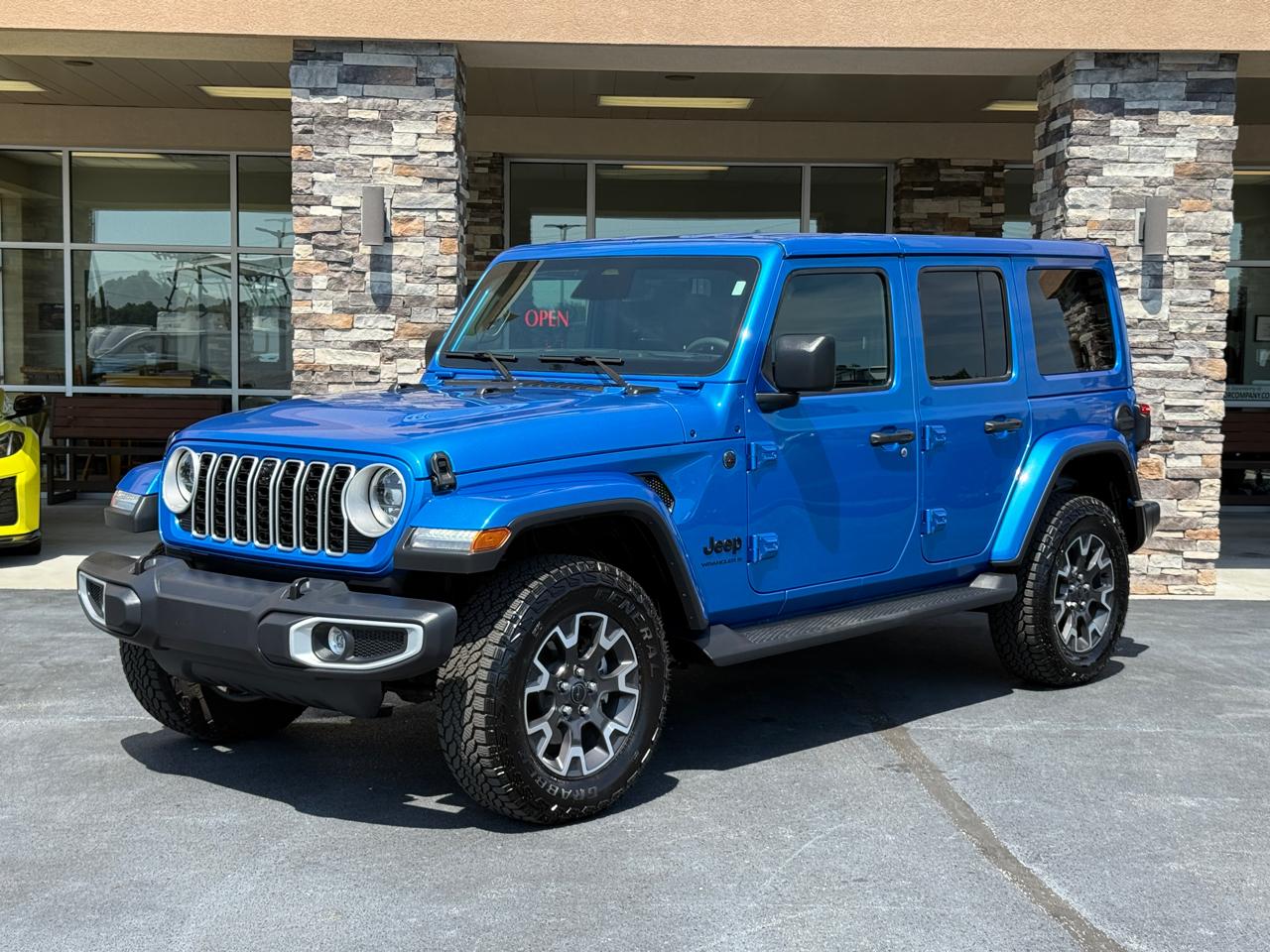 Jeep Wrangler Sahara 2025