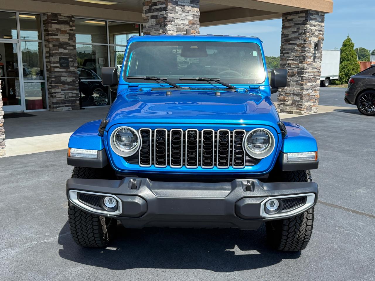 Jeep Wrangler Sahara 2025