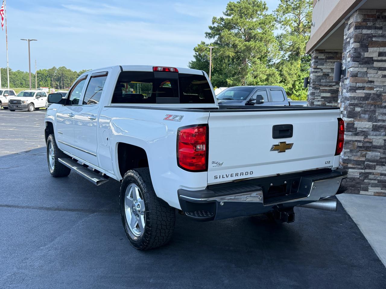 Chevrolet Silverado 2500HD LTZ Crew Cab 4WD 2015