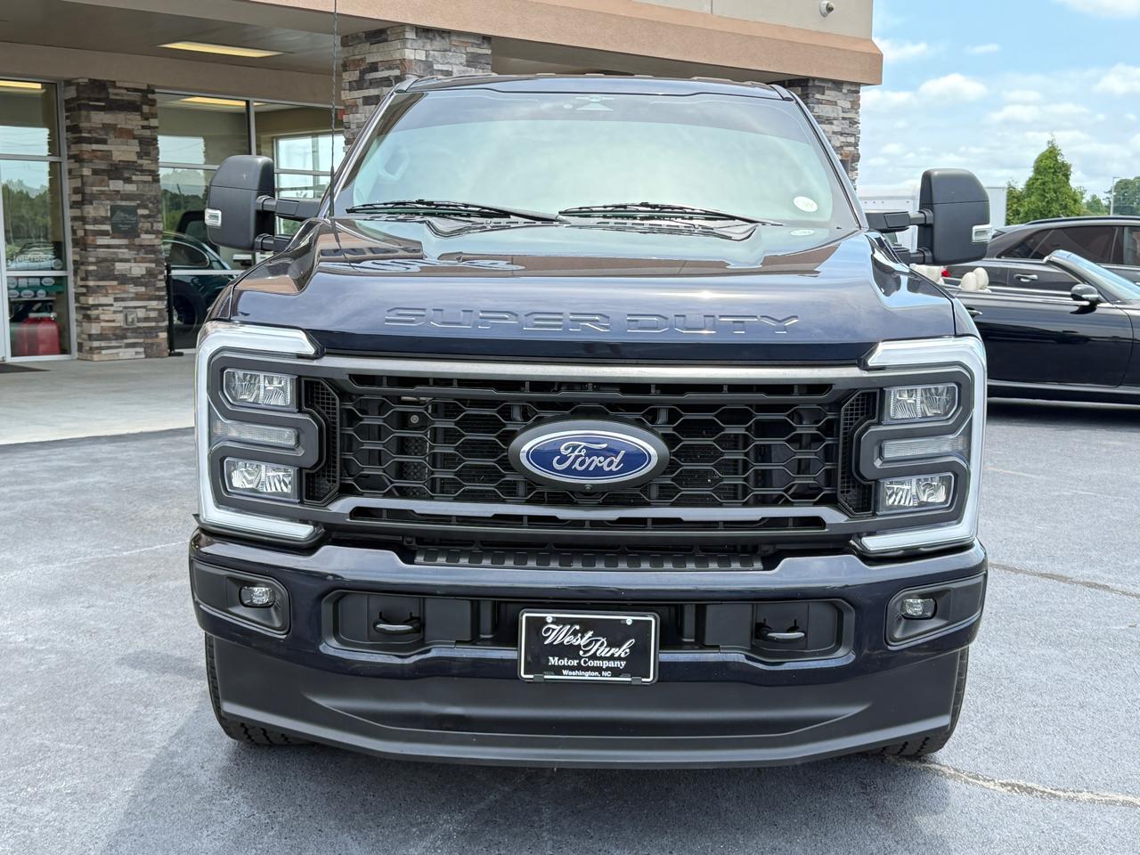 Ford F-250 SD XL Crew Cab 4WD 2023