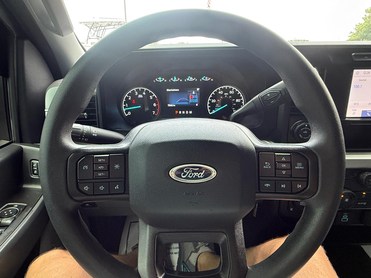 Ford F-250 SD XL Crew Cab 4WD 2023