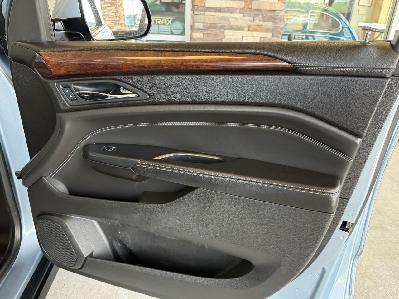 Cadillac SRX Luxury Collection FWD 2014
