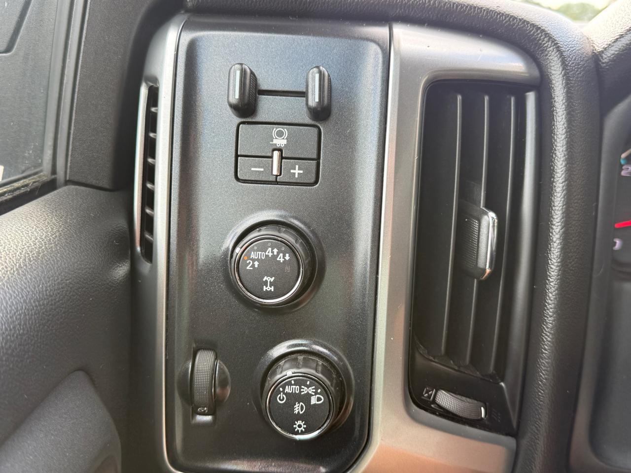 Chevrolet Silverado 1500 LT Z71 Dbl Cab 4WD 2017