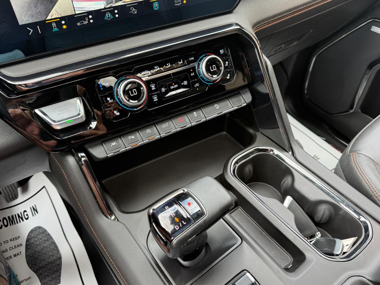 GMC Sierra 1500 AT4 Crew Cab 4WD 2023
