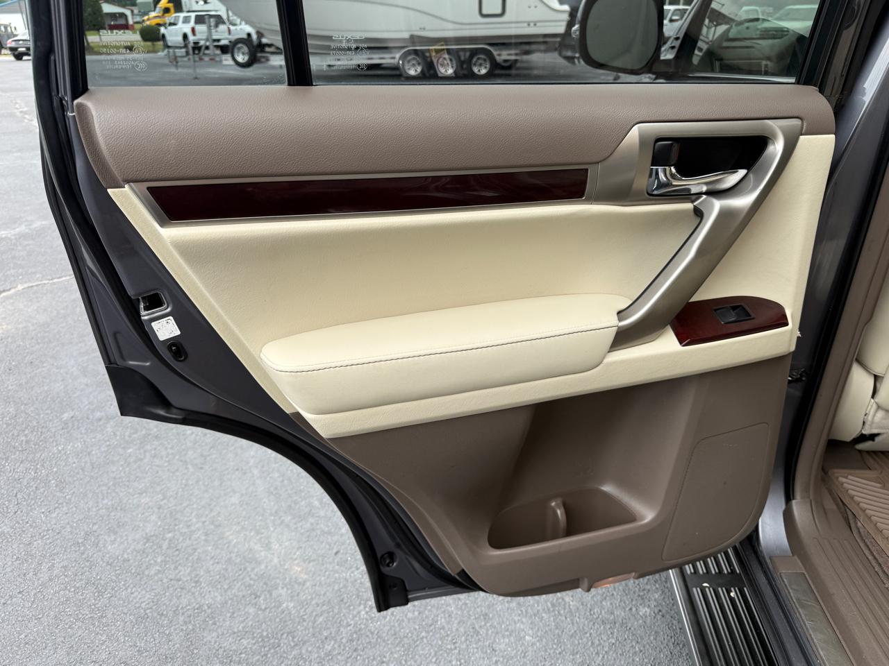 Lexus GX 460 Base 2015
