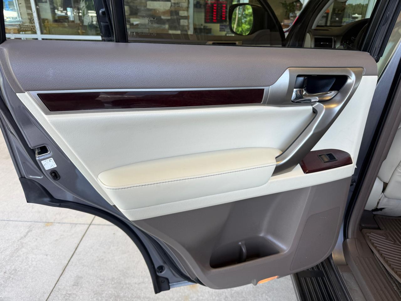 Lexus GX 460 Base 2015