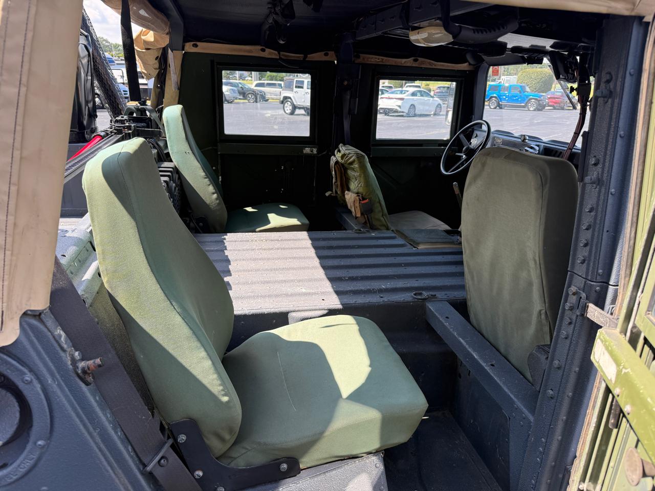 AM General M998  2024