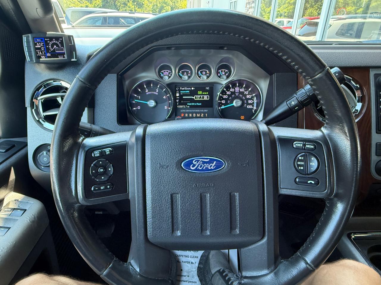 Ford F-250 SD Lariat Crew Cab 4WD 2011