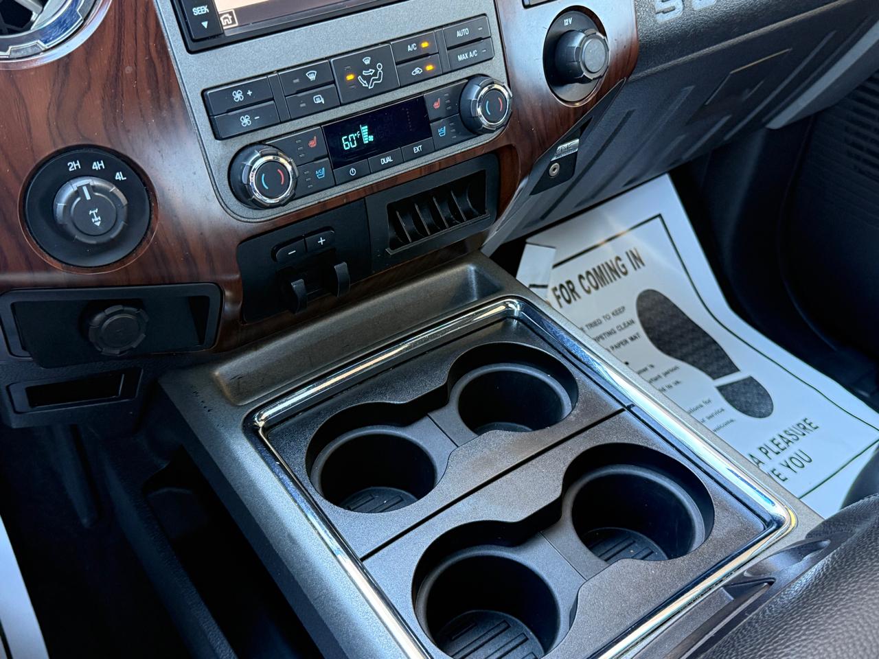 Ford F-250 SD Lariat Crew Cab 4WD 2011