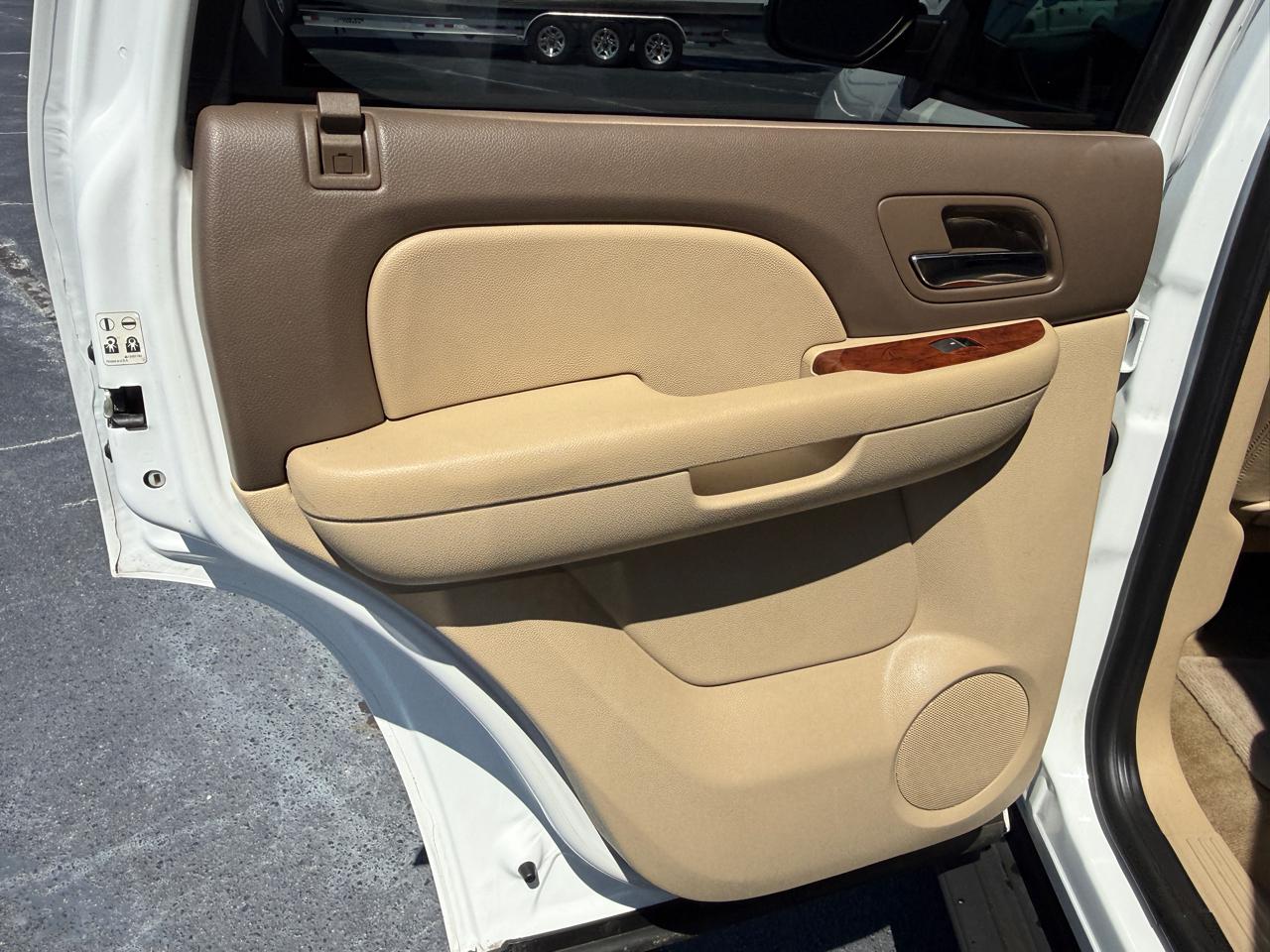 Chevrolet Tahoe LT 2WD 2010