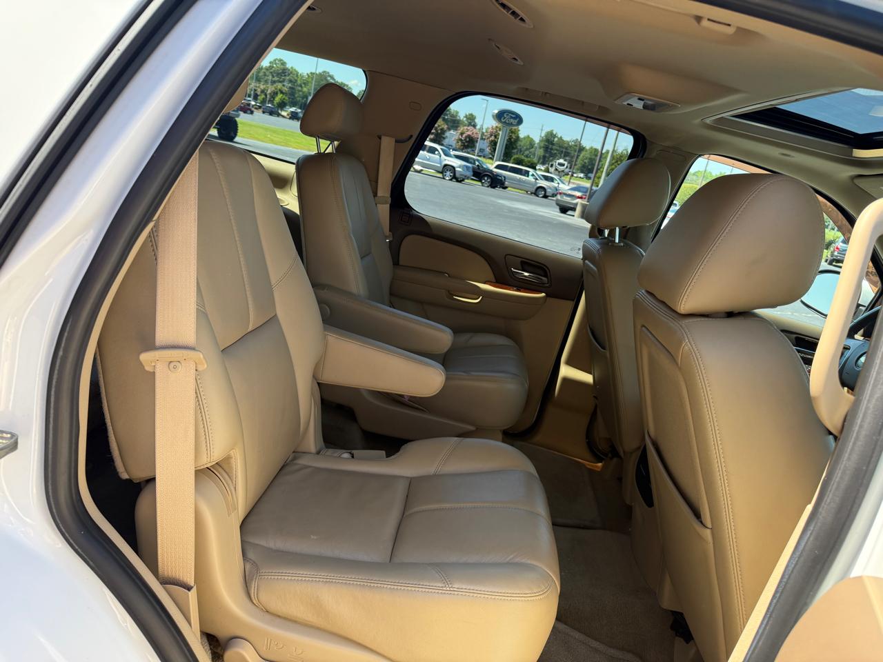 Chevrolet Tahoe LT 2WD 2010