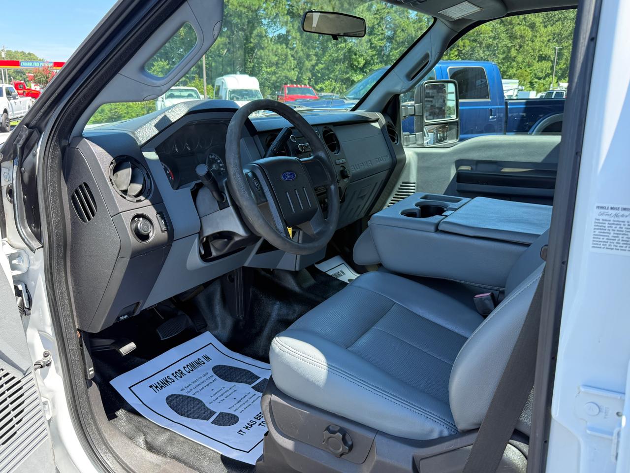 Ford F-350 SD XLT Crew Cab Long Bed DRW 4WD 2015