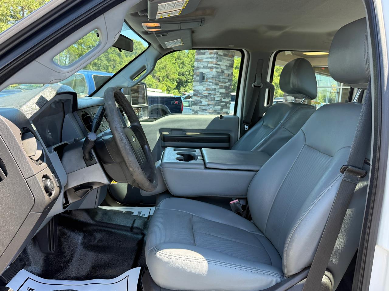 Ford F-350 SD XLT Crew Cab Long Bed DRW 4WD 2015