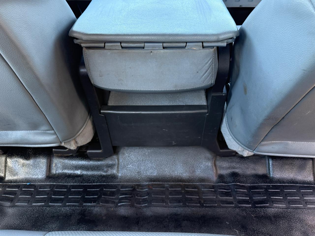 Ford F-350 SD XLT Crew Cab Long Bed DRW 4WD 2015