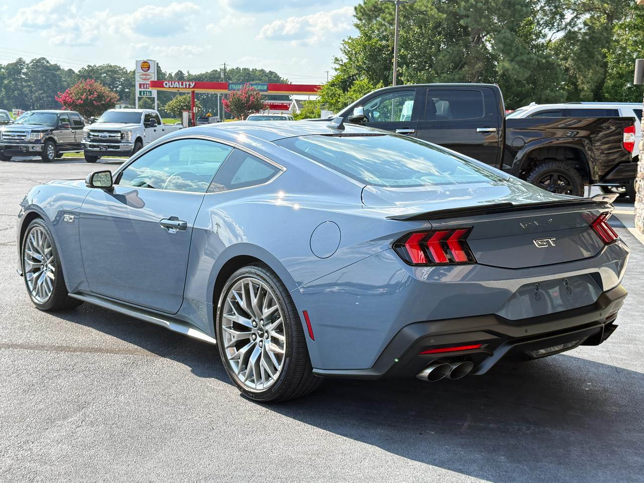 Ford Mustang GT Premium Coupe 2024