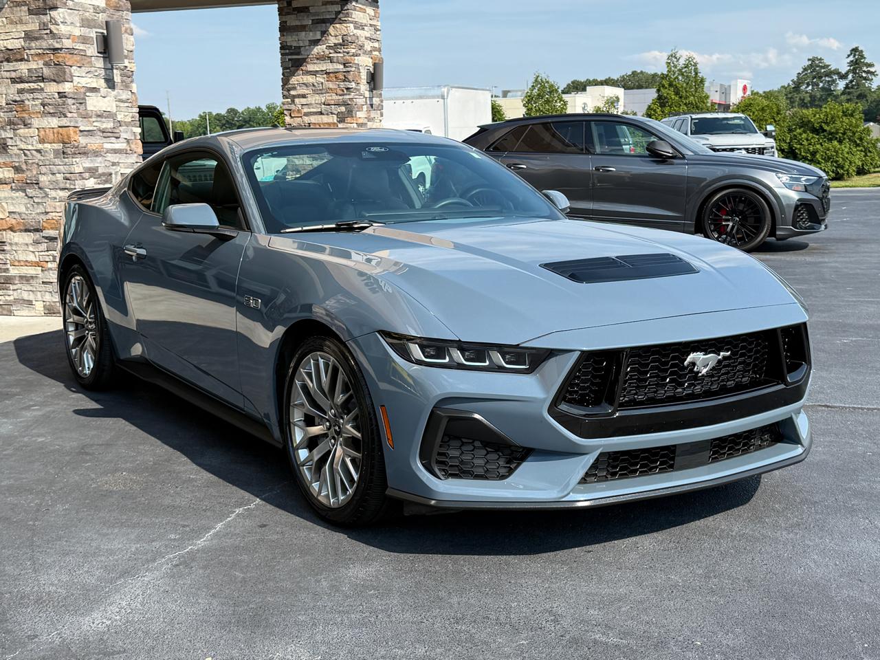 Ford Mustang GT Premium Coupe 2024