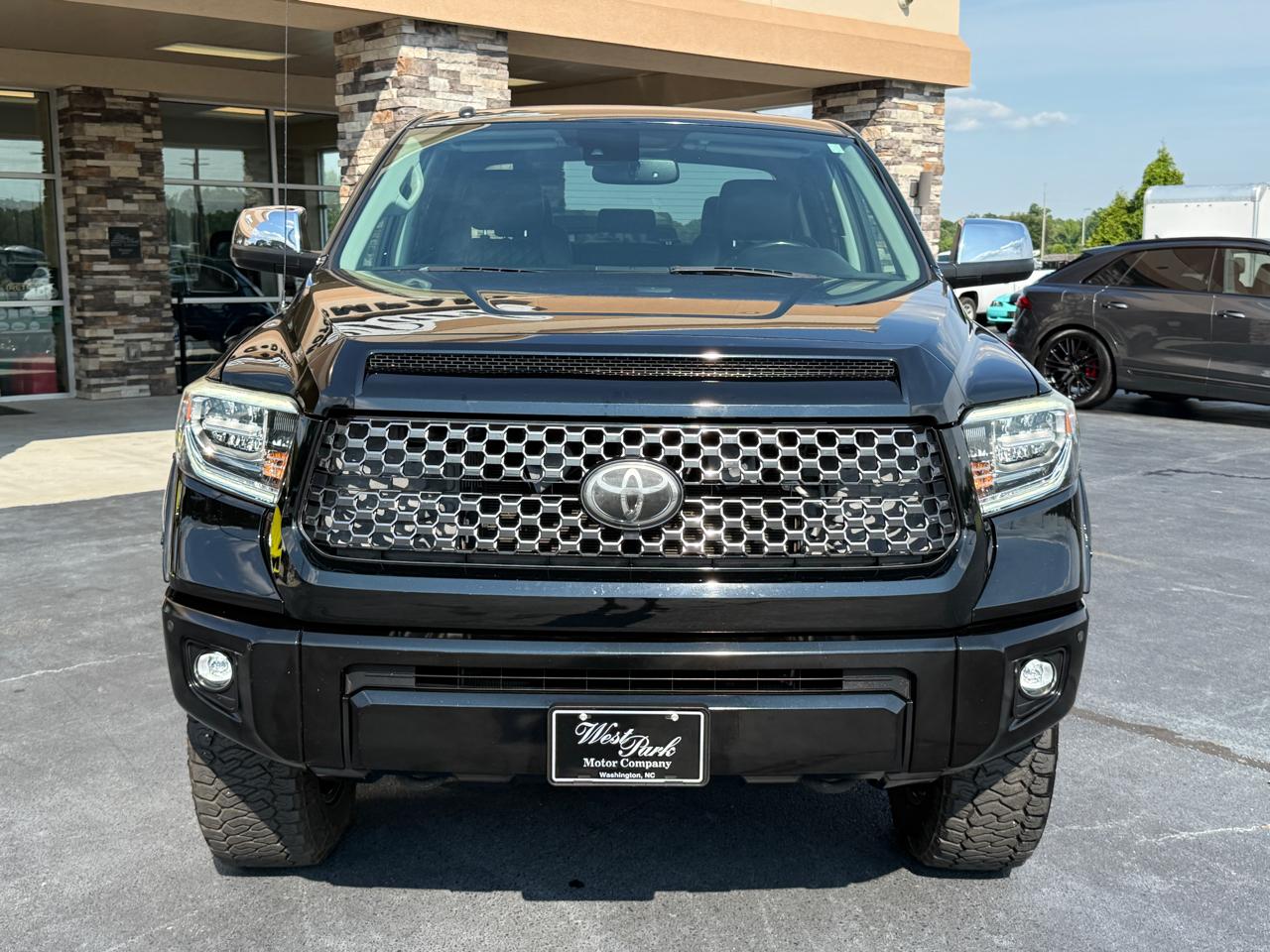Toyota Tundra Platinum CrewMax 5.7L 4WD 2019