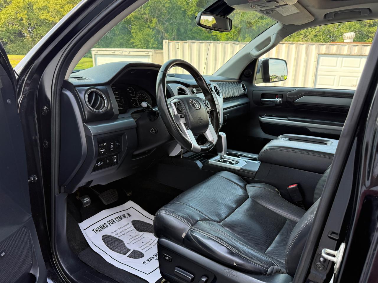 Toyota Tundra Platinum CrewMax 5.7L 4WD 2019